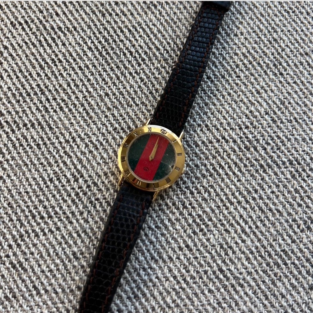 Vintage Gucci 3000L Watch – Red/Green Dial